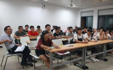 班导竞选演讲稿6篇