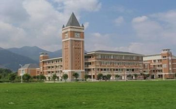 高校毕业鉴定表自我鉴定5篇