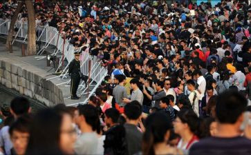 大班不拥挤教案5篇