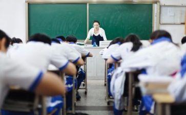 教师年度工作总结报告通用7篇