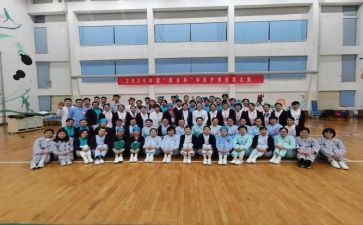 爱岗敬业的教师事迹8篇