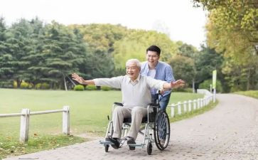 关爱社区老人活动方案7篇