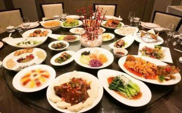 公司年饭活动方案7篇