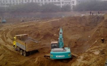 挖土方的劳务合同7篇