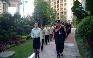 物业小区月汇报工作总结5篇