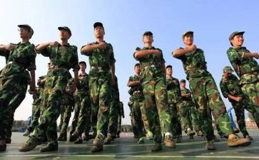 大学新生军训演讲稿6篇