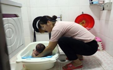 幼儿园小班爱洗澡教案5篇