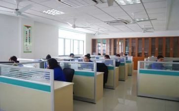大学一年工作计划6篇